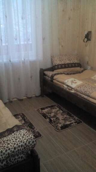 Гостевой дом Prolisok Синяк Улучшенный двухместный номер с 2 отдельными кроватями-1